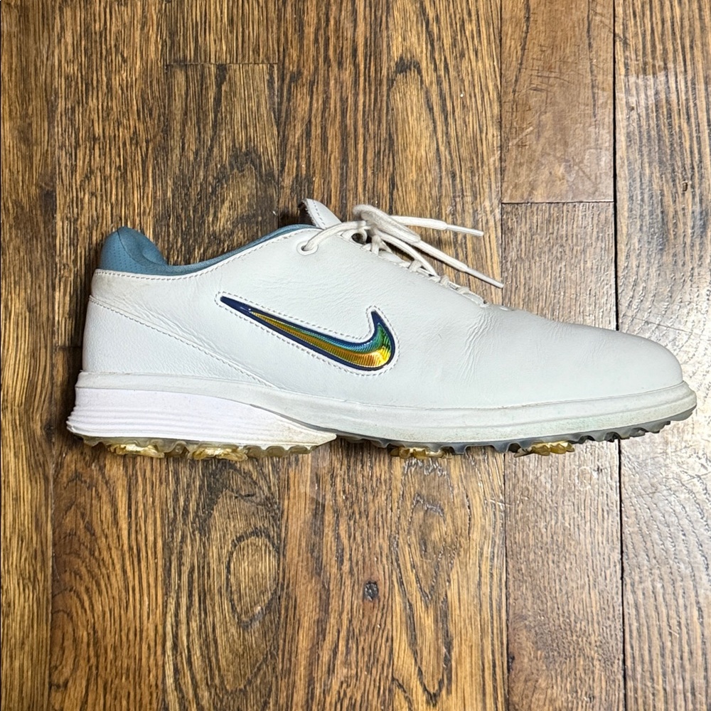 USED Nike Victory Tour 4 Golf shoe size 8.5 in fair condition - Picture 2 of 4